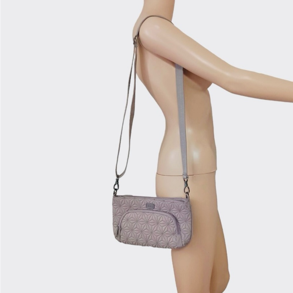 Lug Gray Crossbody Bag with Sleek Design and Adjustable Strap
